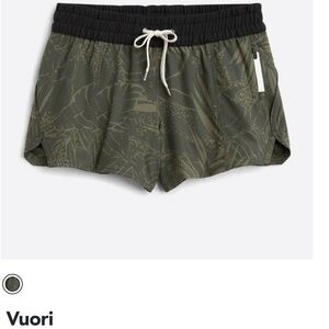 Vuori Clementine Short 2.0 Size Small